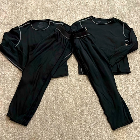 hot chillys Matching Sets Hot Chillys 2 Pair Top And Button Of Hot